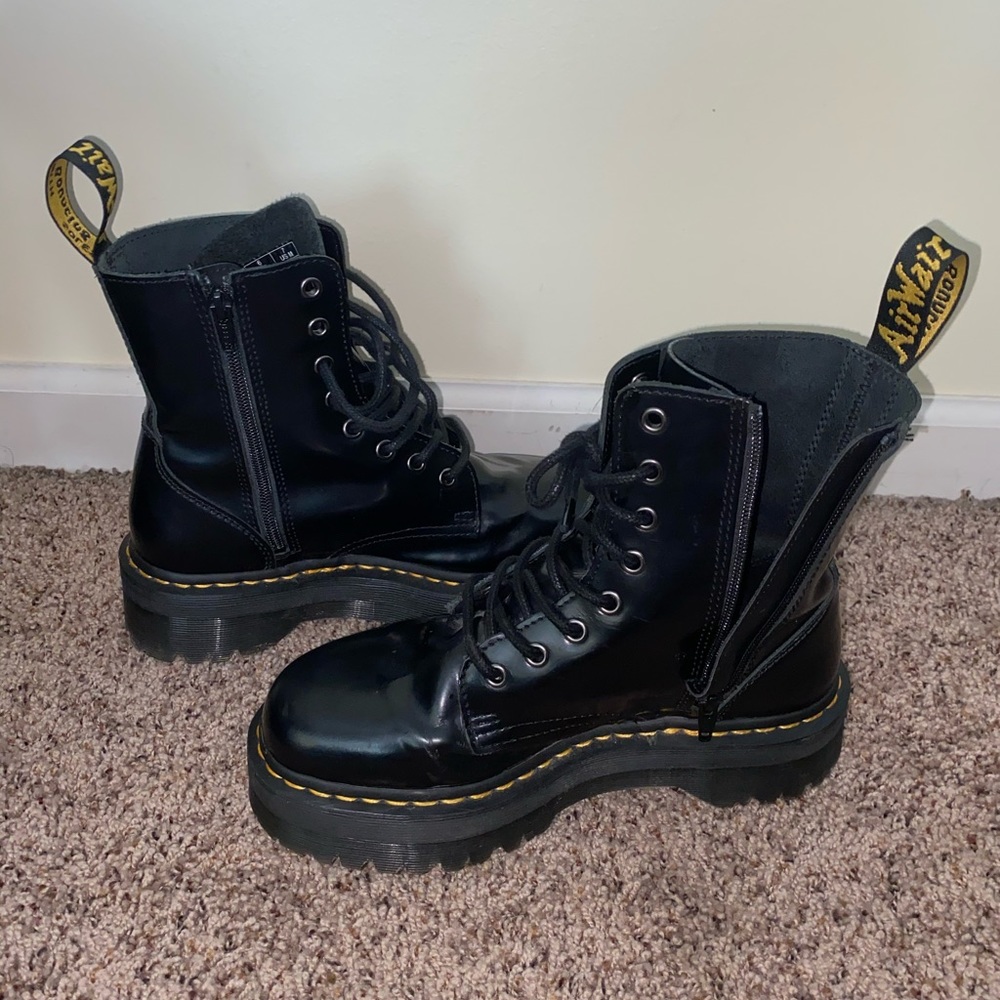 Platform doc martins